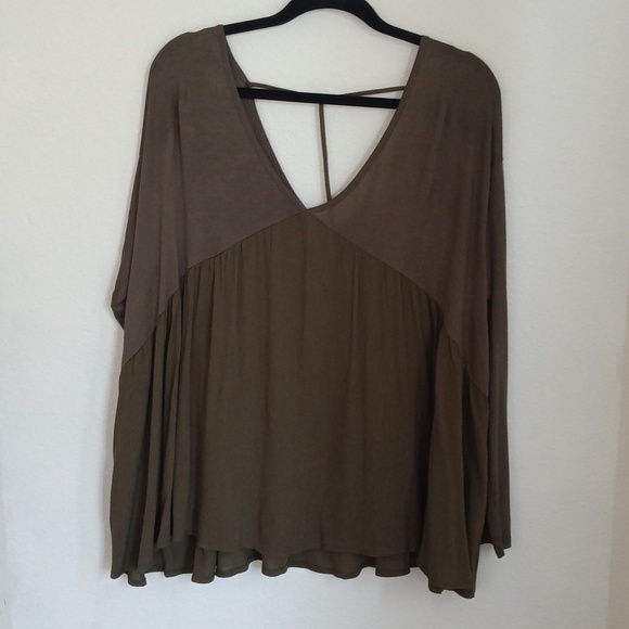 Altar'd State Womens Olive Green Flowy Gauze Babydoll Top Vneck Tunic Size Large - Picture 2 of 9